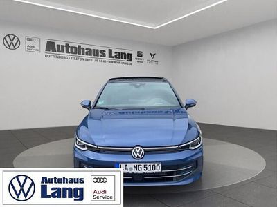 Blauw Occasion 2024 VW Golf VIII Style Hatchback | € 34.849 (Iets duurder)