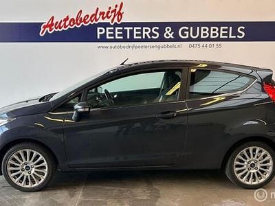 Grijs (metallic) Occasion 2014 Ford Fiesta Hatchback | € 6.745 (Eerlijke prijs)