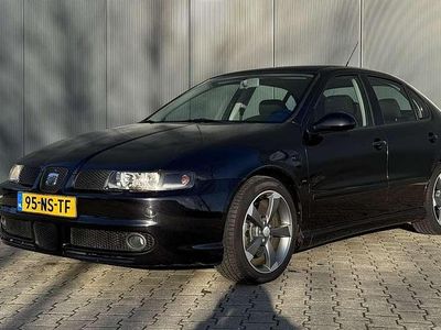 Zwart Gebruikt 2004 Seat Leon Hatchback | € 5.495 (Iets duurder)