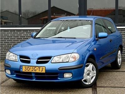Occasion Nissan Almera Comfort 114 PK (83 kW) 2002 Blauw Hatchback