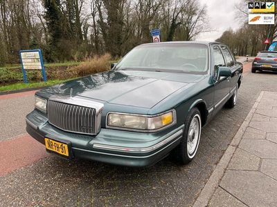 tweedehands Lincoln Town Car 4.6 Signature Nederlandse auto!!