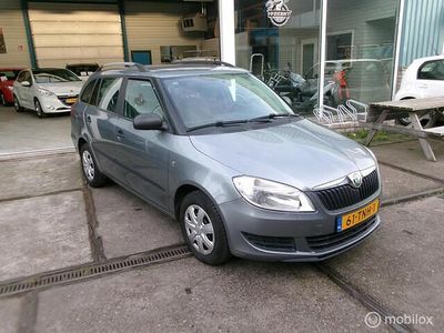 Grijs Gebruikt 2012 Skoda Fabia Stationwagen | € 5.950 (Duur)