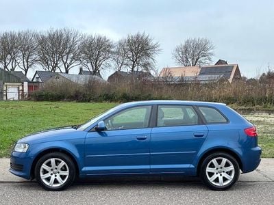 Blauw Gebruikt 2010 Audi A3 Sportback Attraction Hatchback | € 4.749 (Eerlijke prijs)