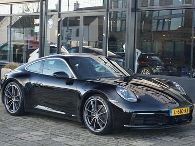 Porsche 911 Carrera