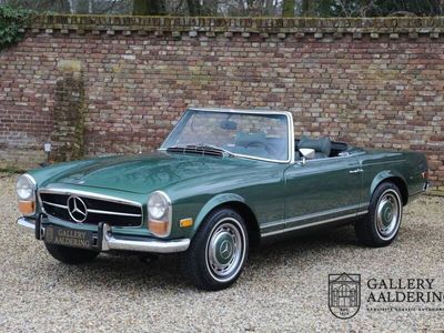 tweedehands Mercedes SL280 Pagode W113 Triple Green, restored condition, stunning throughout!