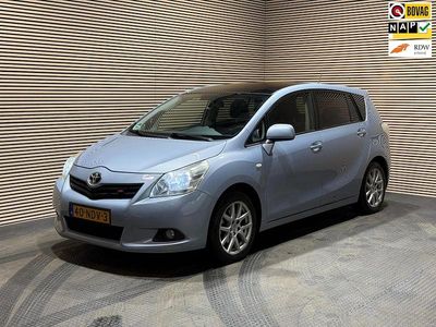 Blauw Gebruikt 2010 Toyota Verso Comfort MPV | € 6.995 (Eerlijke prijs)