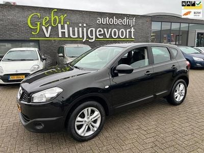 Zwart (metallic) Gebruikt 2011 Nissan Qashqai Acenta SUV | € 4.450 (Eerlijke prijs)