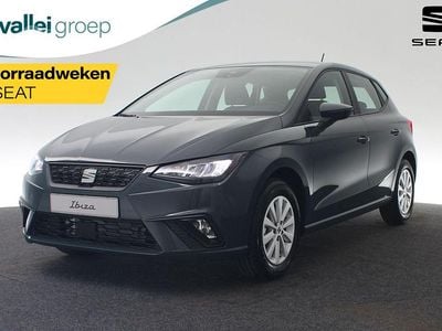 Blauw Nieuw 2025 Seat Ibiza Style Plus Hatchback | € 21.390 (Goede deal)