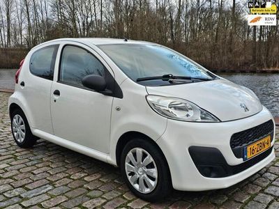 tweedehands Peugeot 107 1.0 Access Accent airco cv op afs