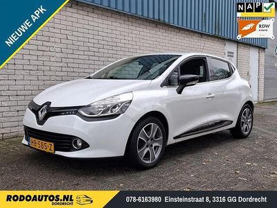 Wit Gebruikt 2015 Renault Clio IV Night&Day Hatchback | € 4.999 (Eerlijke prijs)