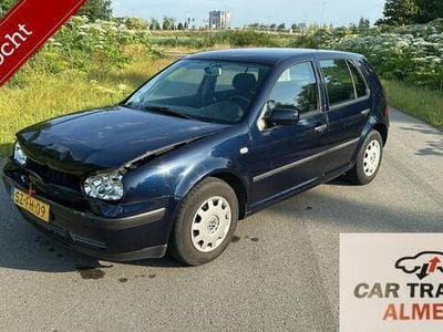 VW Golf IV