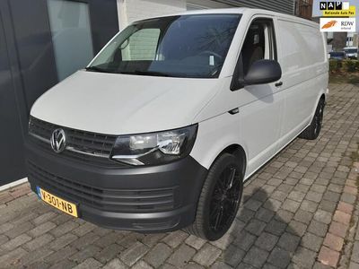 VW Transporter