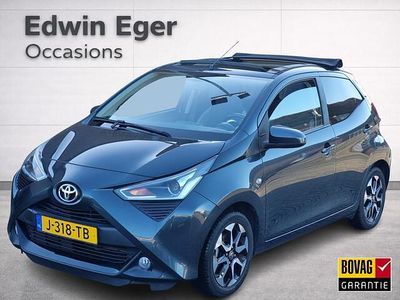 Grijs Occasion 2020 Toyota Aygo Hatchback | € 12.945 (Iets duurder)