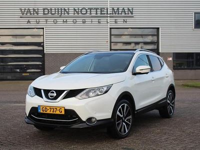Wit Occasion 2015 Nissan Qashqai 360º SUV | € 15.950 (Iets duurder)