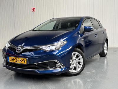 Toyota Auris Hybrid