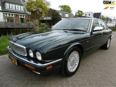 Groen Occasion 1996 Daimler Double Six Serie 1 Sedan | € 9.945