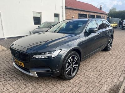 Grijs Gebruikt 2017 Volvo V90 Pro Stationwagen | € 31.495