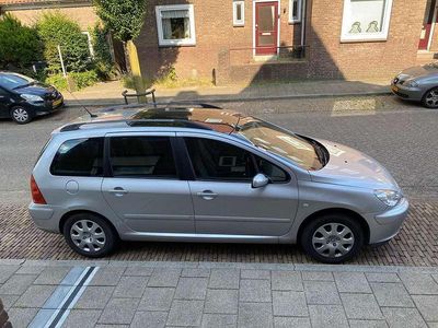Grijs Gebruikt 2003 Peugeot 307 Stationwagen | € 2.250 (Iets duurder)