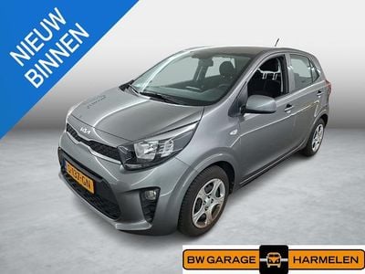 Grijs Gebruikt 2023 Kia Picanto Comfort Hatchback | € 13.700 (Goede deal)