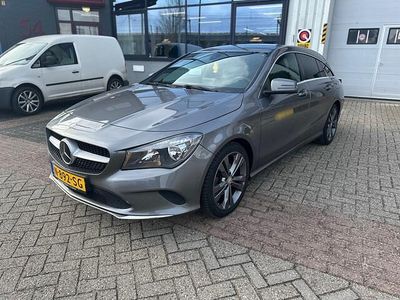 Grijs Occasion 2017 Mercedes CLA180 Shooting Brake Prestige Stationwagen | € 14.450 (Eerlijke prijs)