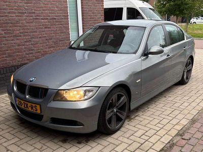 BMW 325