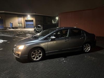 Grijs (metallic) Occasion 2011 Honda Civic Elegance Sedan | € 3.750 (Goede deal)