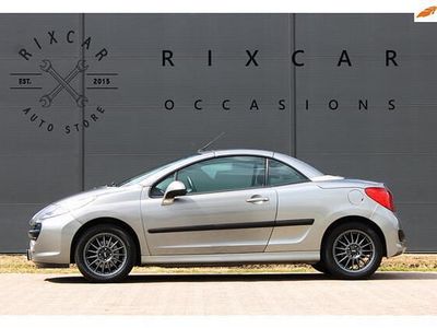 Grijs (metallic) Occasion 2008 Peugeot 207 CC Cabriolet | € 3.690 (Duur)