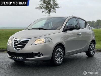 Occasion Lancia Ypsilon Platinum 86 PK (63 kW) 2012 Beige Hatchback