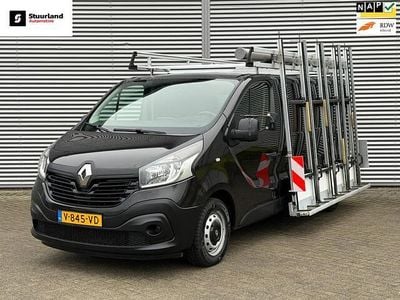Zwart Occasion 2019 Renault Trafic MPV | € 9.450 (Goede deal)