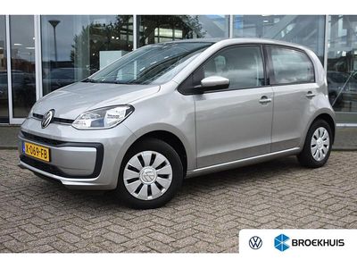 Grijs Gebruikt 2023 VW up! Hatchback | € 15.895 (Iets duurder)
