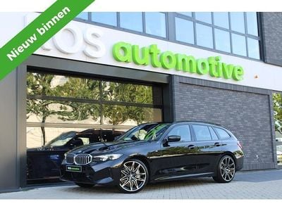Zwart Occasion 2024 BMW 330 M Sport Stationwagen | € 47.950 (Goede deal)