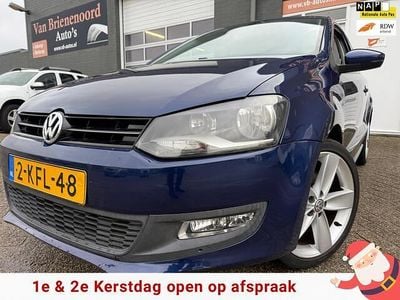 Blauw Gebruikt 2013 VW Polo Highline Hatchback | € 4.899 (Goede deal)