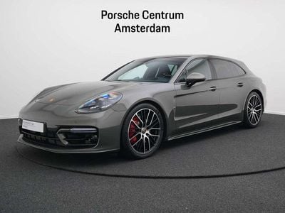 Porsche Panamera 4
