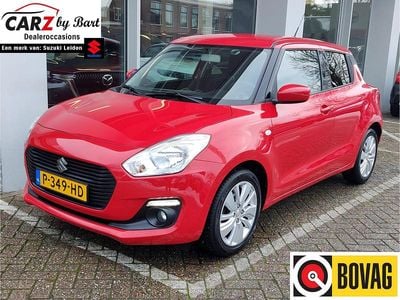 Rood Occasion 2022 Suzuki Swift Hatchback | € 10.895 (Super prijs)