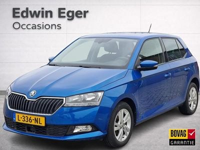 Blauw Gebruikt 2021 Skoda Fabia Hatchback | € 14.245 (Goede deal)