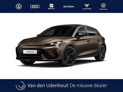 Bruin (mat) Nieuw 2025 Cupra Leon VZ Hatchback | € 50.178 (Eerlijke prijs)