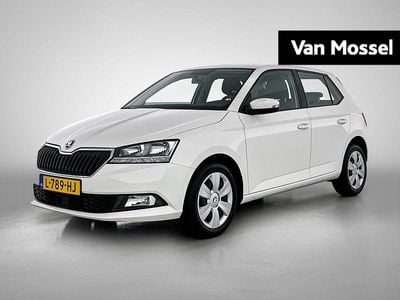 Wit Gebruikt 2021 Skoda Fabia Ambition Hatchback | € 13.400 (Eerlijke prijs)