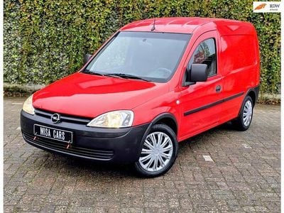 Occasion Opel Combo 94 PK (69 kW) 2007 Rood Van