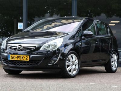 Zwart Occasion 2011 Opel Corsa Cosmo Hatchback | € 4.995 (Eerlijke prijs)
