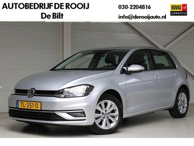 Grijs Gebruikt 2018 VW Golf VII Comfortline Hatchback | € 15.795 (Eerlijke prijs)