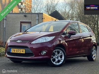 Occasion Ford Fiesta Titanium 60 PK (44 kW) 2012 Rood Hatchback