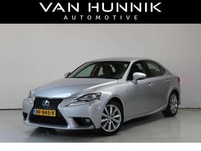 Lexus IS300h