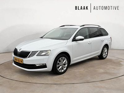 Wit Gebruikt 2020 Skoda Octavia Business Line Stationwagen | € 18.685 (Eerlijke prijs)
