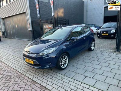Occasion Ford Fiesta Limited 60 PK (44 kW) 2009 Blauw, metallic lak Hatchback
