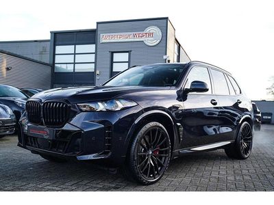Zwart Occasion 2023 BMW X5 SUV | € 87.995
