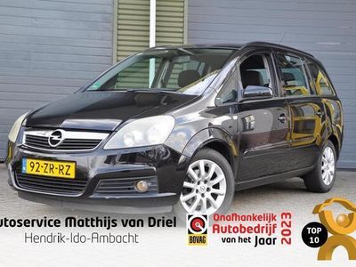 tweedehands Opel Zafira 1.8 Temptation, Parkeersensoren, Trekhaak, Airco en Cruise-Control.