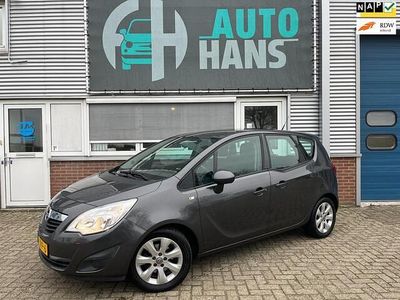Grijs (metallic) Gebruikt 2013 Opel Meriva Edition MPV | € 6.999 (Eerlijke prijs)