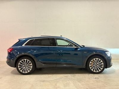 Blauw Gebruikt 2018 Audi e-tron S-Line SUV | € 26.888 (Super prijs)