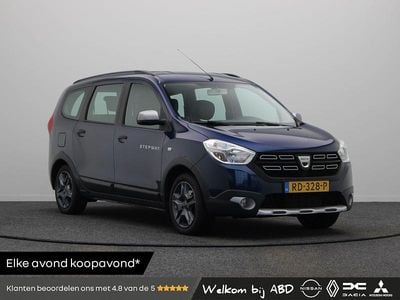Blauw Occasion 2017 Dacia Lodgy Stepway MPV | € 11.940 (Duur)
