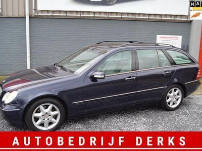 tweedehands Mercedes 320 C-KLASSE CombiElegance AUT Airco Leer Navi Bj 2004 Youngtimer